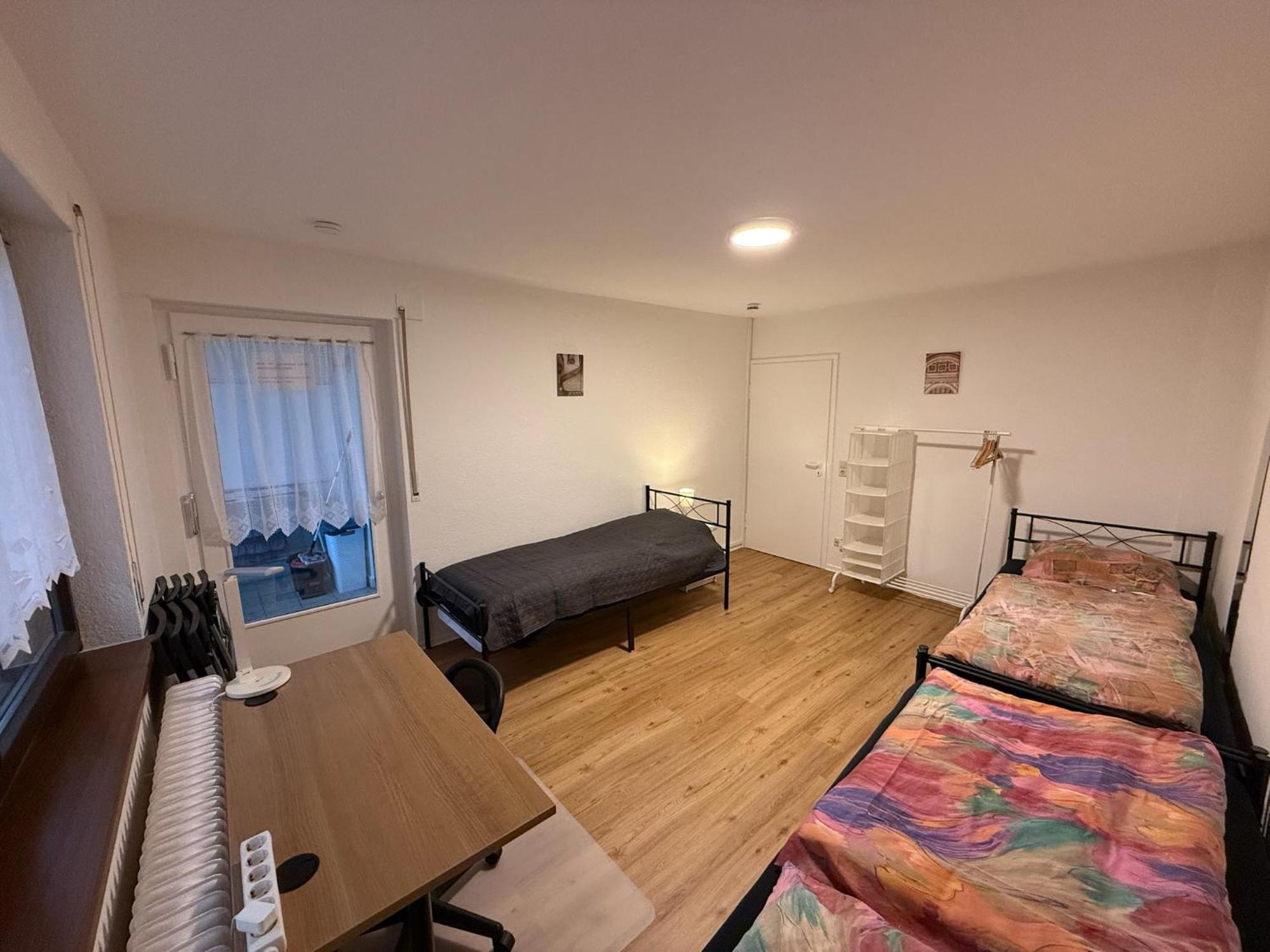 Big, Cosy And Central Apartment Karlsruhe Exterior photo
