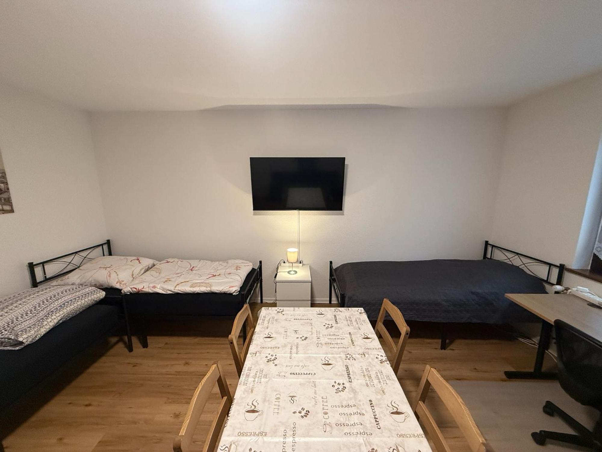 Big, Cosy And Central Apartment Karlsruhe Exterior photo